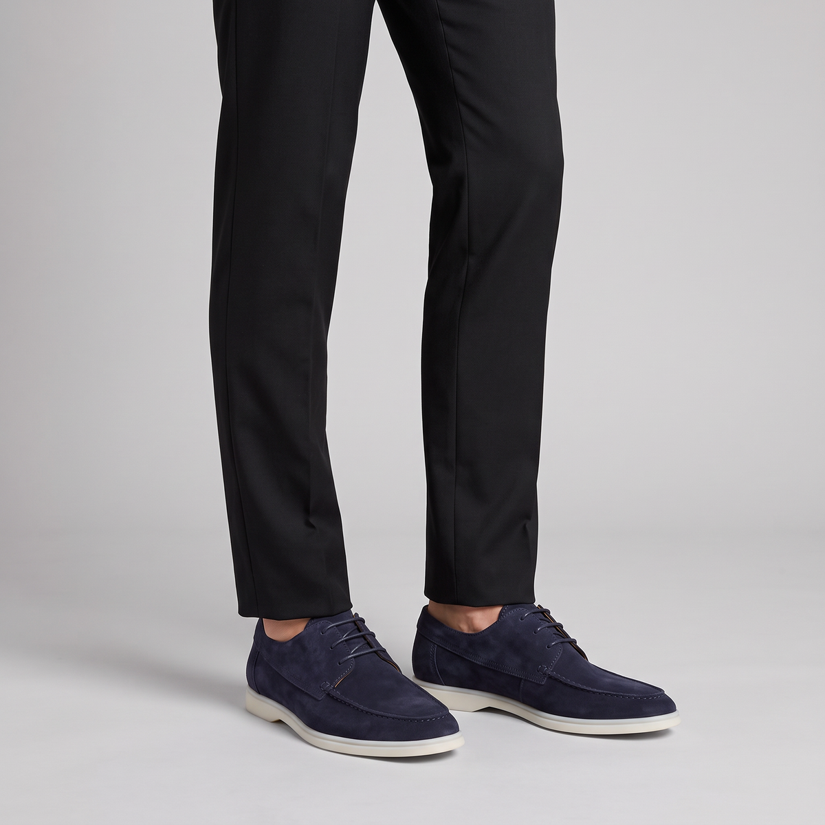 Men's Suede Apron-Toe Lace-Up Shoes